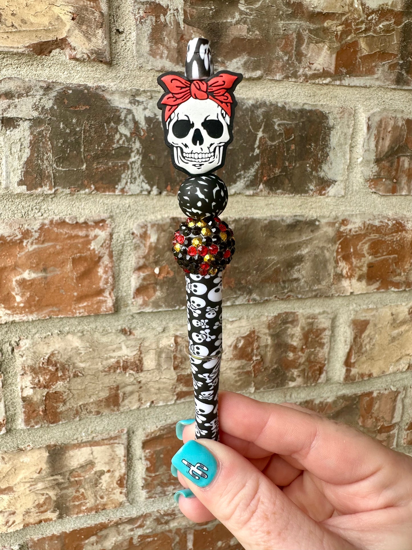 Miss Skelly Pen